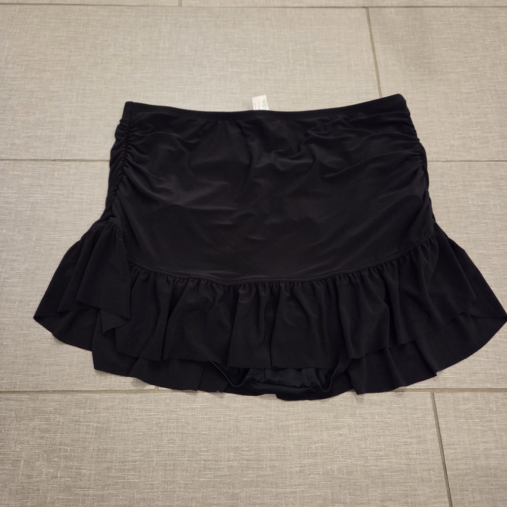 Liz Claiborne Black Swim Mini Skirt with Ruffles